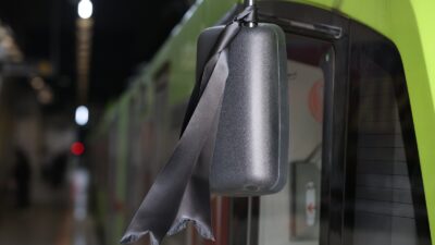 Bursa Büyükşehir Belediyesi, toplu taşıma araçlarına siyah kurdele takarak, Şanlıurfa