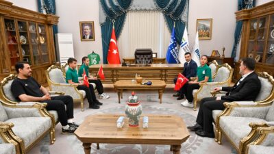 Bursa Büyükşehir Belediye Başkan Vekili Şahin Biba, 23 Nisan Ulusal