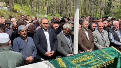 Bursa'nın Orhangazi ilçesinde tarlada geçirdiği kalp krizi sonucu hayatını kaybeden