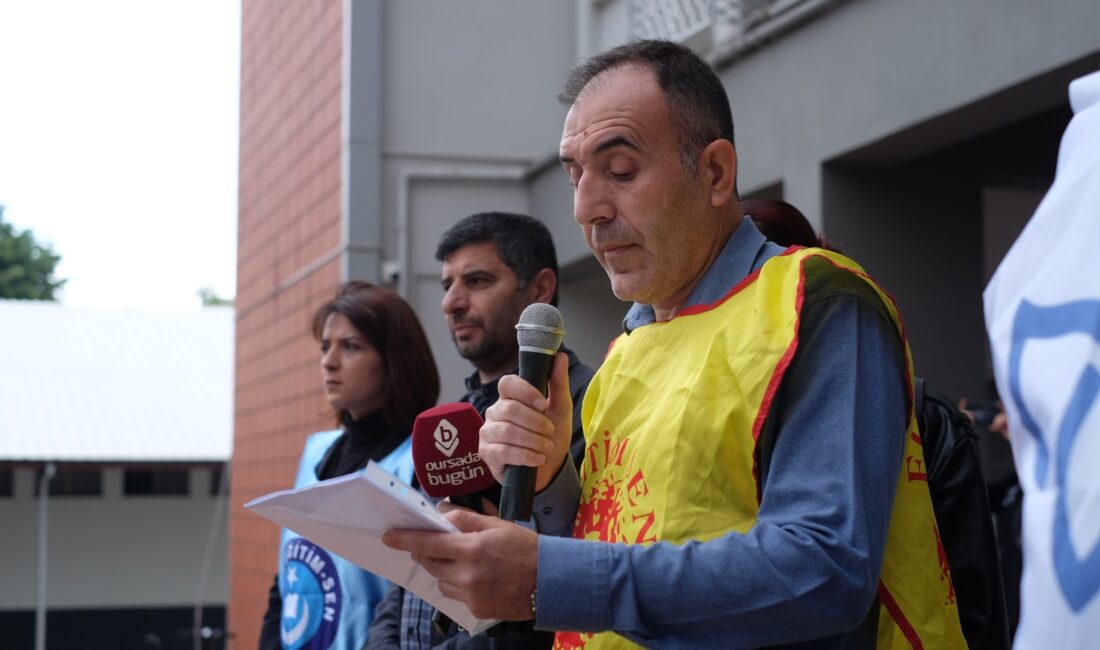 Şanlıurfa ve Kahramanmaraş'ta meydana gelen okul saldırıları sonrasında tüm eğitim