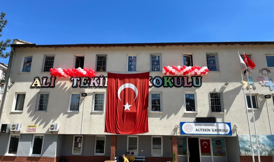  Bursa’nın Orhangazi ilçesinde ki ilkokullar, 23 Nisan Ulusal Egemenlik ve