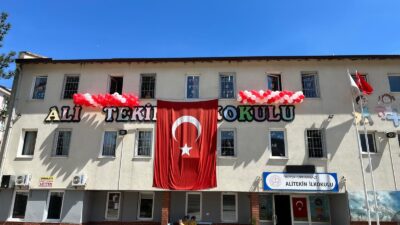  Bursa’nın Orhangazi ilçesinde ki ilkokullar, 23 Nisan Ulusal Egemenlik ve