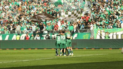 TFF 2. lig 34. haftasında Bursaspor, Aliağa FK ile saat