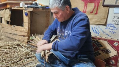 Bursa’nın Orhangazi ilçesinde yaşayan semer ustası Mehmet Ali Turan, yok