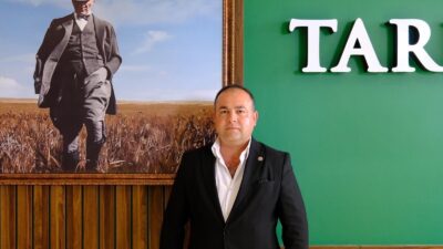 Orhangazi Ziraat Odası Başkanı Dinçer Dimrit, Prof. Dr. Hayrettin Kuşcu’nun