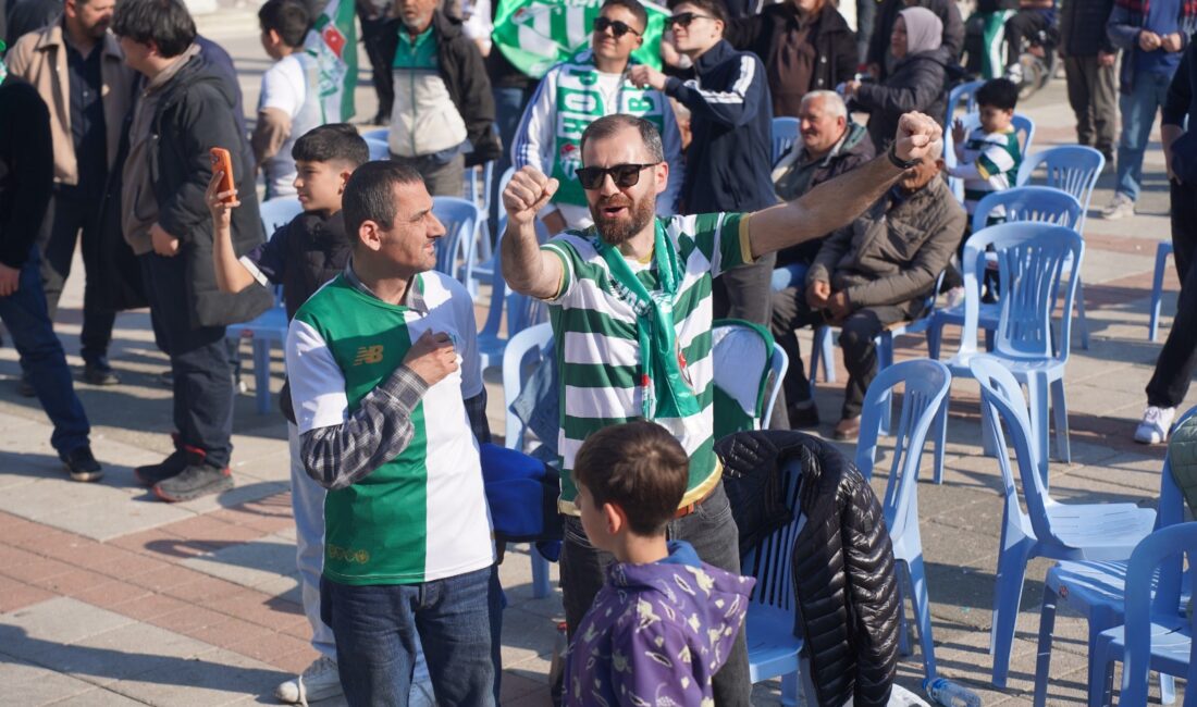 2.Lig kırmızı grupta dün kendi sahasında Somaspor'u 5-1 mağlup eden