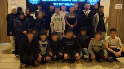 Bursa Emniyet Müdürlüğü, düzensiz göçle mücadele kapsamında gerçekleştirdiği eş zamanlı