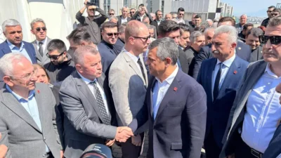 CHP Genel Başkanı Özgür Özel, tutuklu bulunan Mustafa Bozbey'i ziyaret