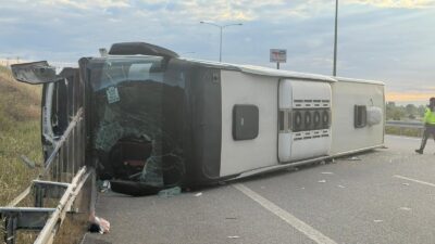 Balıkesir’in Susurluk ilçesinde İstanbul-İzmir Otoyolu’nda meydana gelen trafik kazasında yolcu