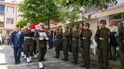 Bursa'nın Gemlik ilçesinde yaşayan  ve görev yaptığı Kocaeli'de kalp