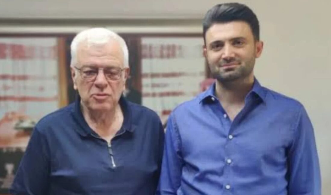 Bursaspor Başkanı Enes Çelik ile eski başkan Ali Ay arasında