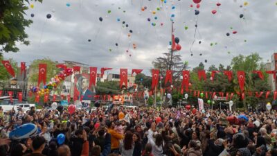 Bursa'nın Orhangazi ilçesinde yaşayan 4 yaşındaki Alparslan Hüroğlu, uzun süredir