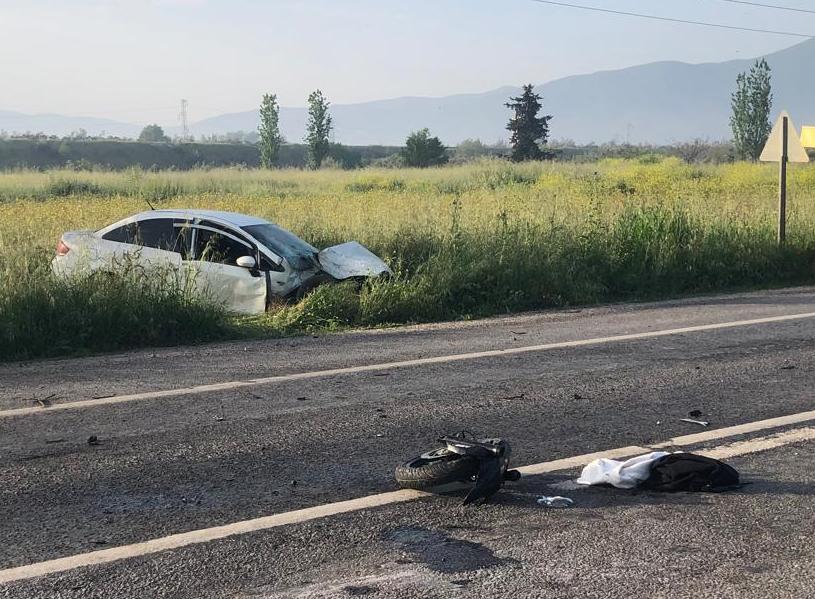 Bursa’nın Orhangazi ilçesinde sabah saatlerinde meydana gelen trafik kazasında otomobilin