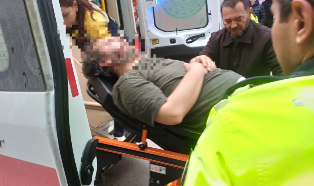 Bursa'nın Orhangazi ilçesinde meydana gelen olayda, yolda yürürken bir anda