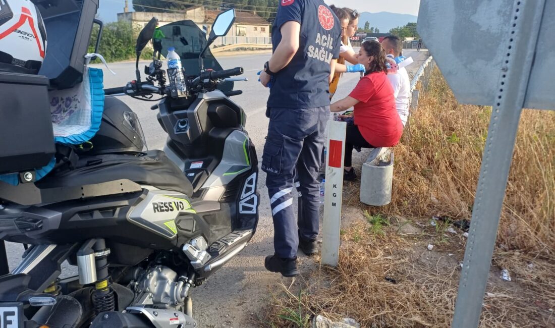 Bursa'nın Orhangazi ilçesinde İznik yolu üzerinde meydana gelen kazada, aynı