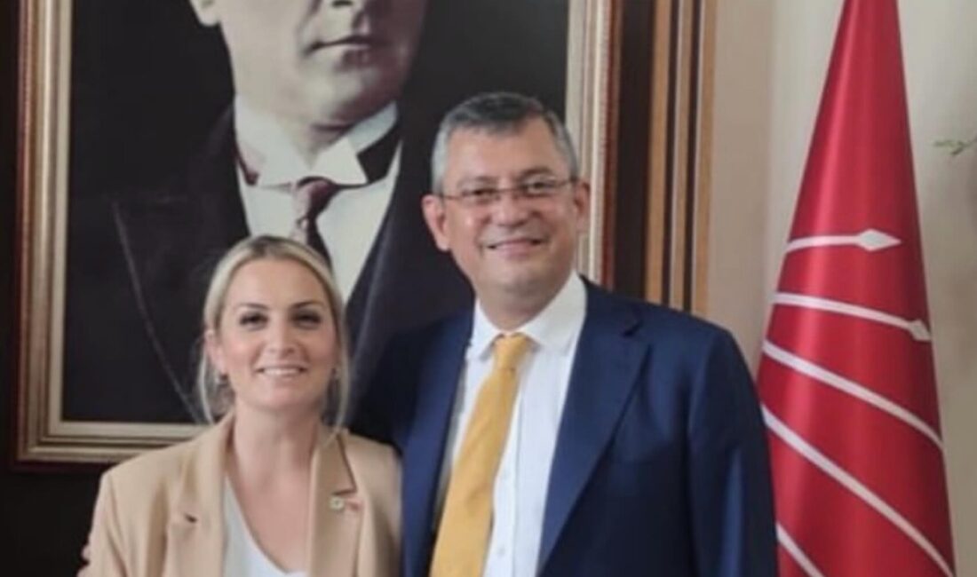 CHP'de Özgür Özel'in genel başkan seçildiği 2023'teki kurultayın CHP'li delegelerin