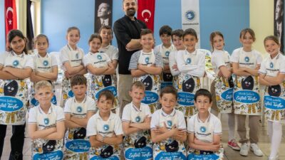 Marmarabirlik’in çocuklarda sağlıklı beslenme bilinci oluşturmak ve zeytin kültürünü gelecek