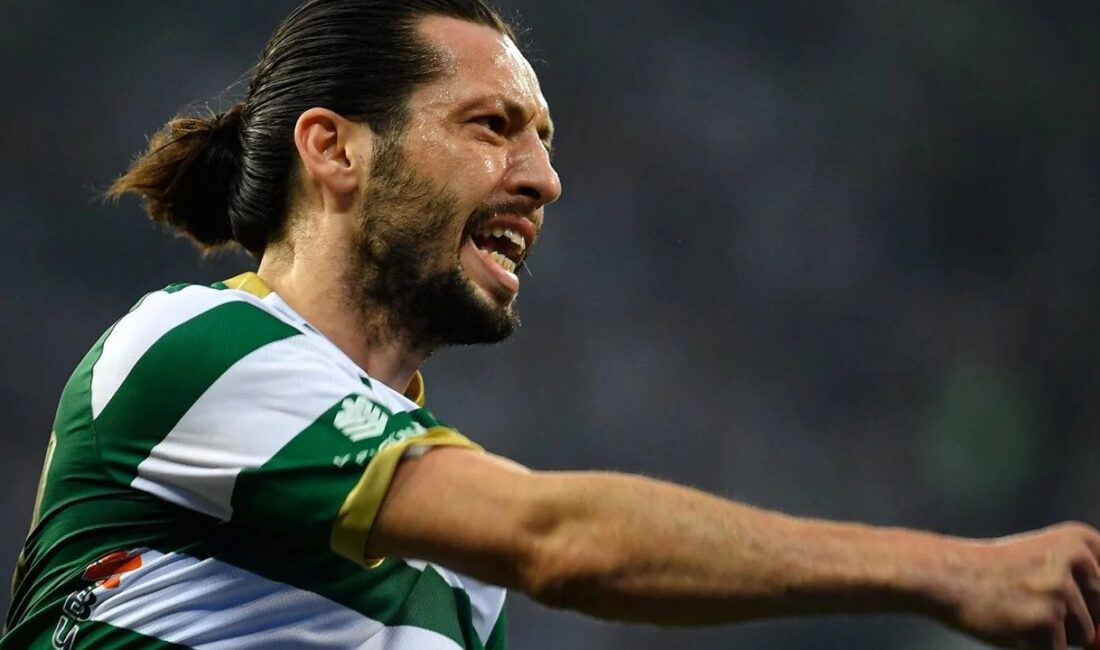 TFF 1. Lig hazırlıklarını sürdüren Bursaspor, Batuhan Yayıkçı ile yeniden