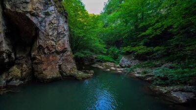 İznik’in doğal güzellikleri arasında önemli bir yere sahip olan Sansarak