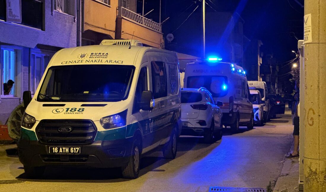 Bursa'nın İznik ilçesinde 25 yaşındaki genç adam, babası tarafından evinde