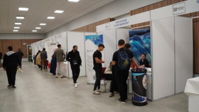 Orhangazi Kaymakamlığı, Orhangazi Belediyesi, Orhangazi Ticaret ve Sanayi Odası, İŞKUR