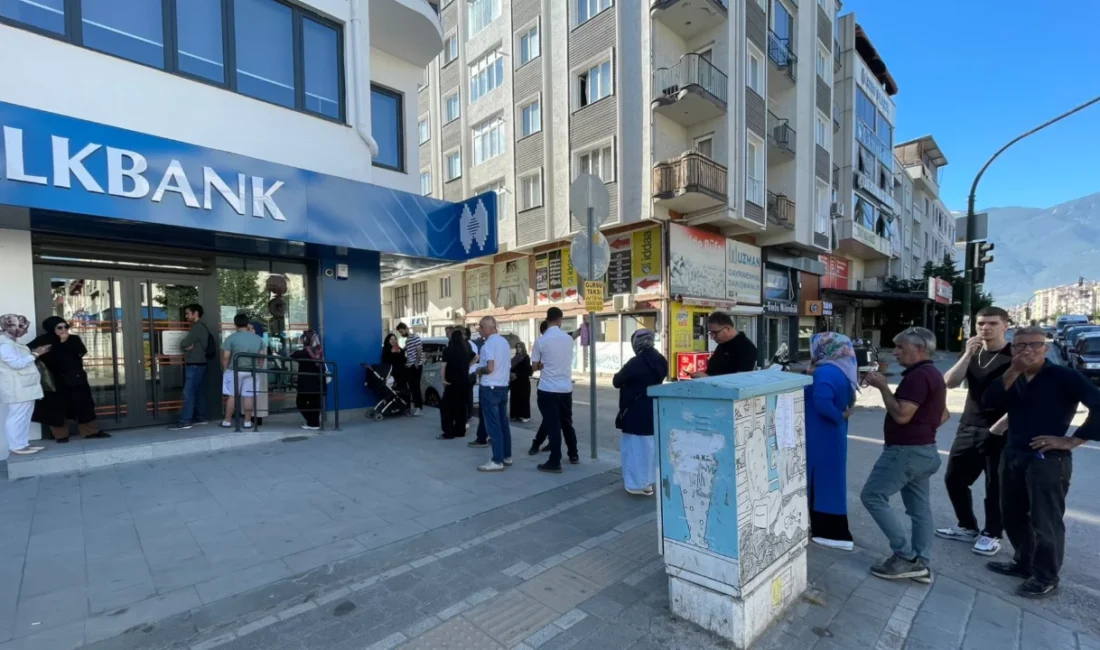 TOKİ'nin 64 ilde yaklaşık 20 bin konut için başlattığı açık