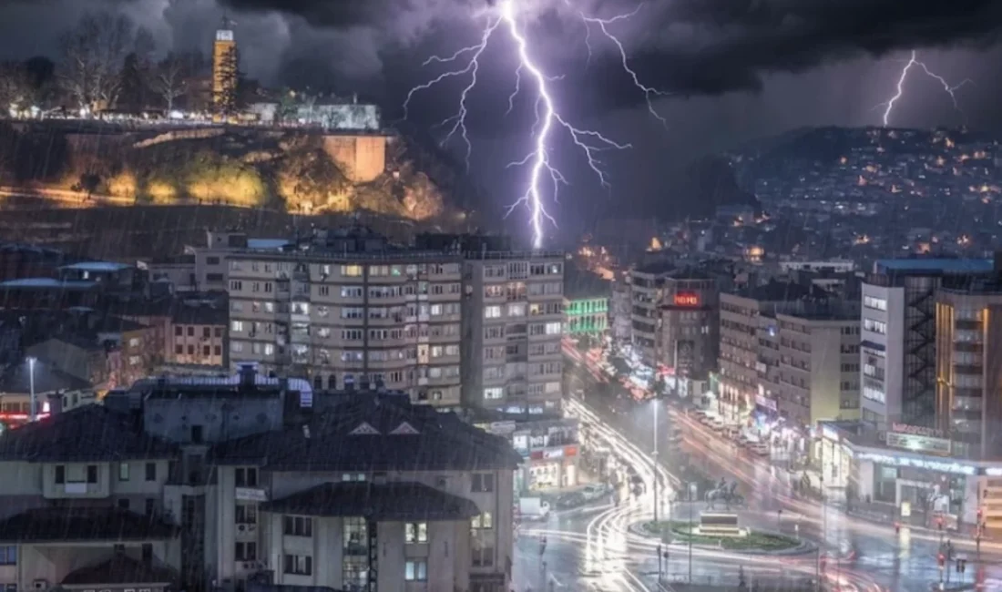 Bursa'da sıcak havaların etkisini artırdığı günlerde meteorolojik tahminler dikkat çeken