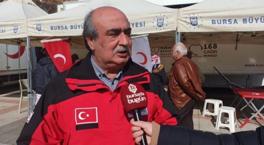 Türk Kızılayı'nın kuruluşunun 158. yılı nedeniyle Kızılay'ın Orhangazi şube başkanı