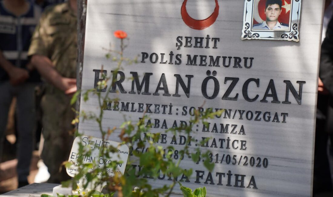 Bursa’da 6 yıl önce bir  kavgaya müdahale ederken silahla