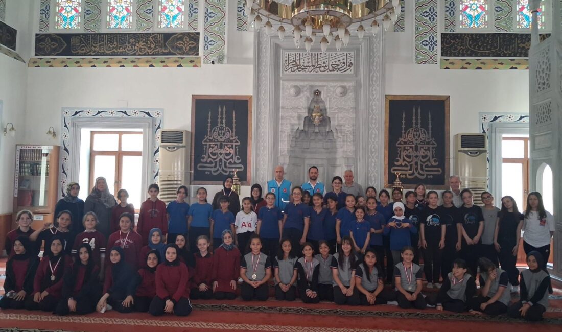 Çevreme Duyarlıyım, Değerlerime Sahip Çıkıyorum (ÇEDES) Projesi kapsamında, Orhangazi'de bulunan