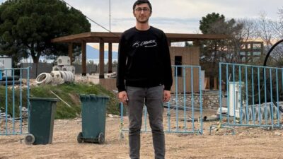 Zafer Partisi Orhangazi İlçe Başkanı Yakup Yüce,  ilçedeki park, bahçe