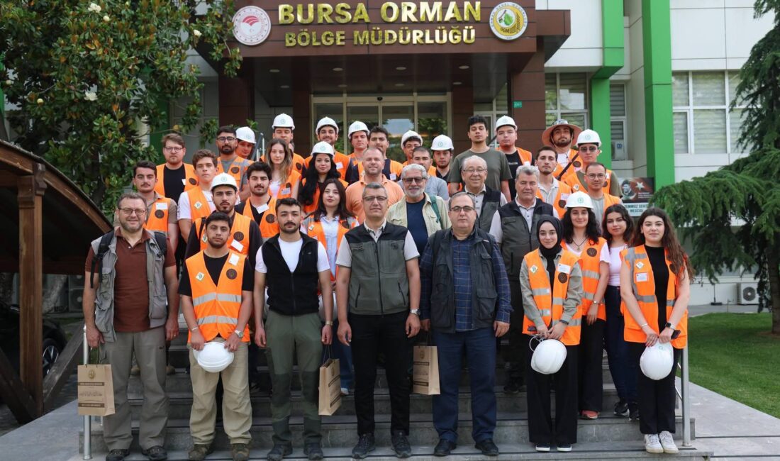 İstanbul Üniversitesi-Cerrahpaşa Orman Fakültesi 4. sınıf öğrencileri, uygulamalı eğitim programı