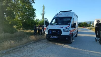 Bursa’nın Orhangazi ilçesinde dere kenarında hareketsiz halde yatan bir şahıs,