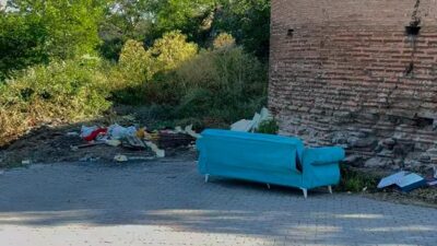 Bursa'nın tarihi ilçesi İznik'te, yerli ve yabancı turistlerin yoğun ilgi