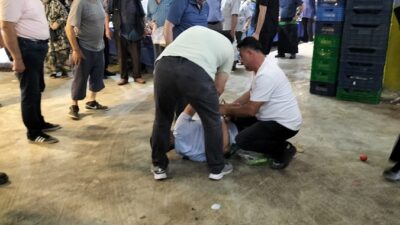Bursa'nın Orhangazi ilçesinde kapalı pazaryerinde meydana gelen olayda, bir vatandaşa