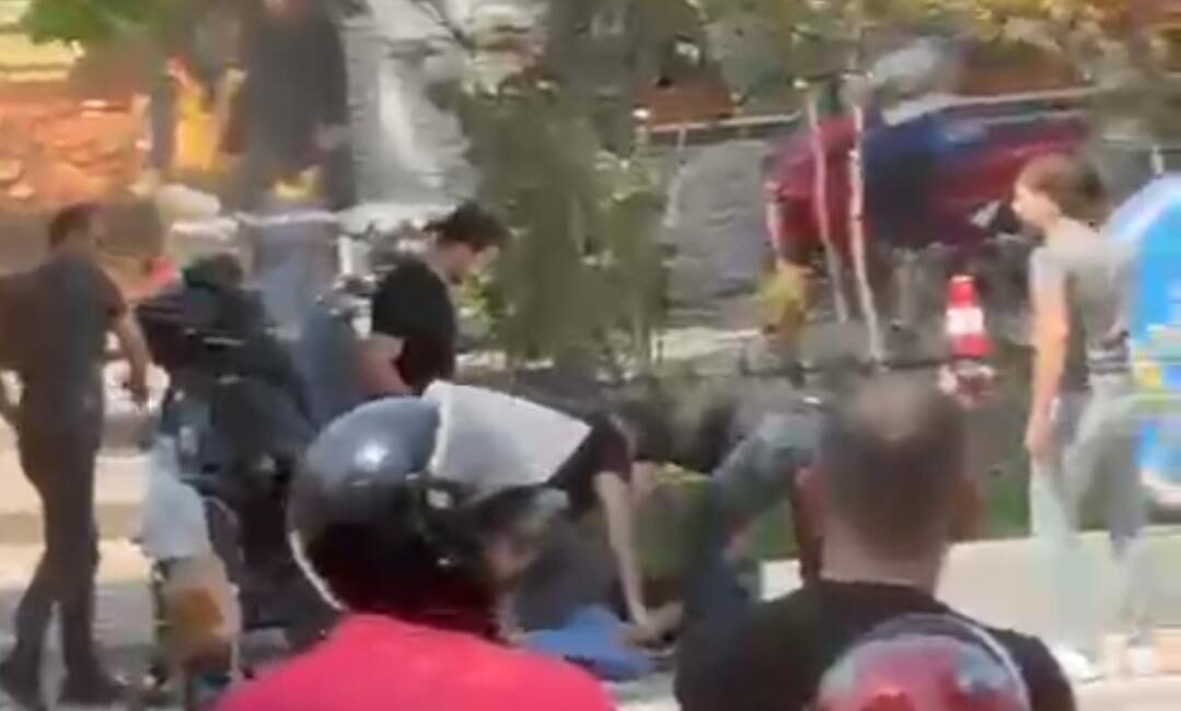 Bursa'nın Orhangazi ilçesinde iki grup arasında bıçaklı kavga çıktı. Olay