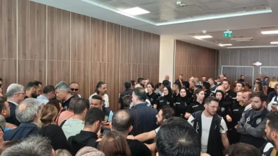 Mustafa Bozbey'in de sanıkları arasında yer aldığı davanın ilk duruşması