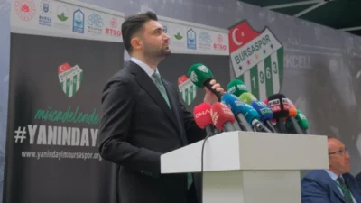 Bursaspor Başkanı Enes Çelik, Düzce'de gerçekleştirilen kampta yeni sezon çalışmalarına