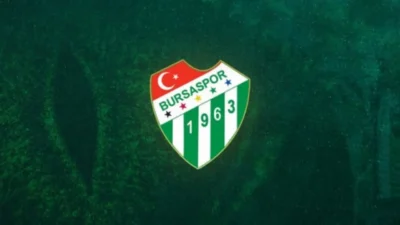 Bursaspor, yeni sezon kadro yapılanması kapsamında iki futbolcusuyla yollarını ayırdığını