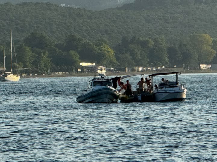 Marmara Denizi'nin Yalova açıklarında meydana gelen deniz kazasında ticari bir