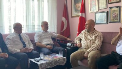 Bursa’nın Orhangazi ilçesinde, ilçe protokolü tarafından 15 Temmuz Demokrasi ve