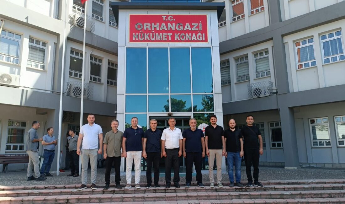 Eğitim Bir-Sen İstanbul 1 Nolu Şube Başkanı Mükremin Köse ve