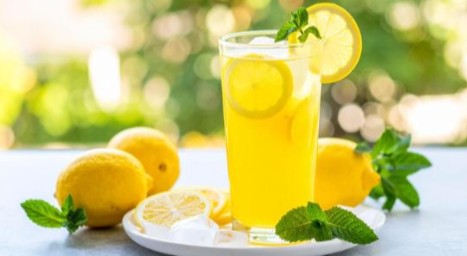 Yaz aylarının vazgeçilmez serinliği limonata, doğru hazırlanıp saklanmadığında sağlık açısından