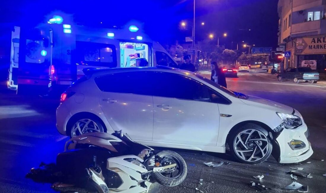 Bursa'nın Gemlik ilçesinde motosiklet ile otomobilin çarpıştığı motosiklet kazasında, yere