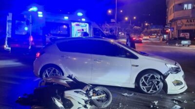 Bursa'nın Gemlik ilçesinde motosiklet ile otomobilin çarpıştığı motosiklet kazasında, yere