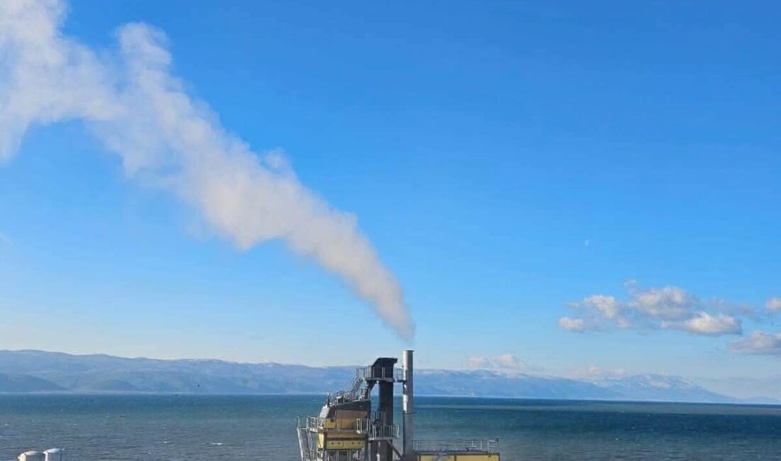 Bursa'nın İznik ilçesinde, İznik Gölü kıyısında ve İznik Devlet Hastanesi'nin