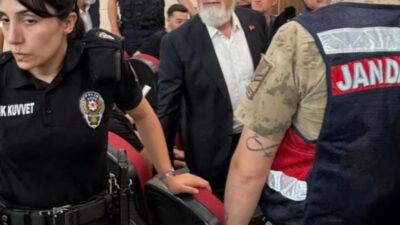 Bursa 2. Ağır Ceza Mahkemesi'nde görülen 63 sanıklı davada savunmasını