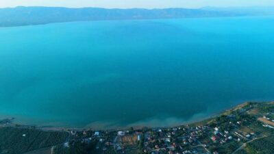 Bursa'nın İznik ve Orhangazi ilçeleri arasında yer alan, Türkiye'nin beşinci,