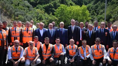 Yalova'nın ulaşım altyapısını güçlendirecek önemli projelerden biri olan Yalova-Armutlu Yolu,