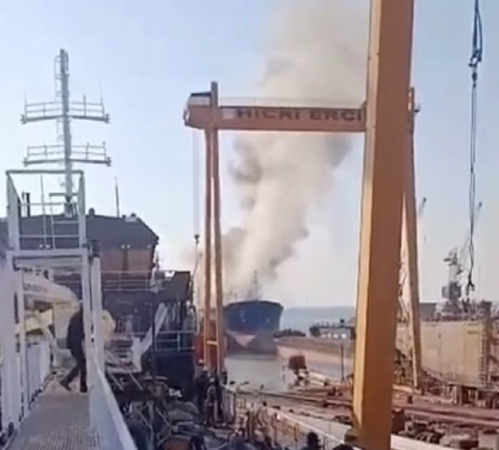 Yalova'nın Altınova ilçesindeki Tersaneler Bölgesi'nde meydana gelen tanker patlamasının ardından